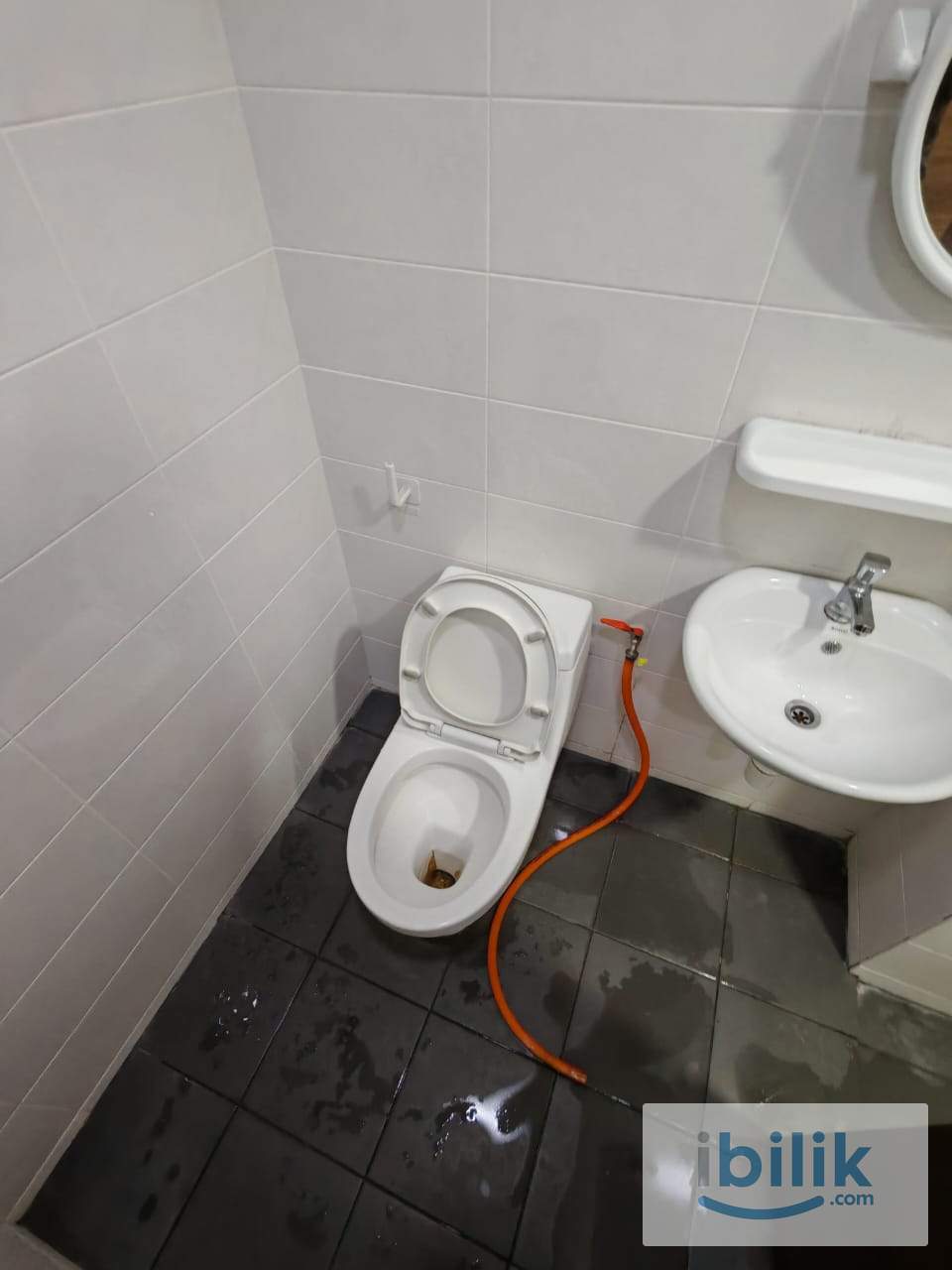 Landmark Residence Single Room RM500 driving 2 min to Mrt Bukit Dukung - Image 5
