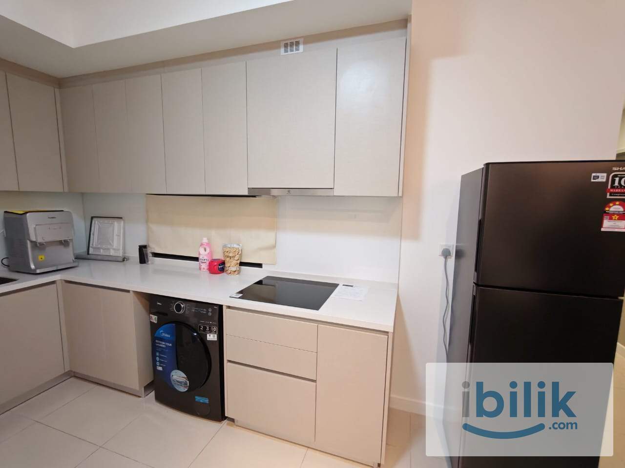 Queen Bed Room Skyline For Rent LRT Pudu Walking RM 1100 only with Free wifi - Image 2