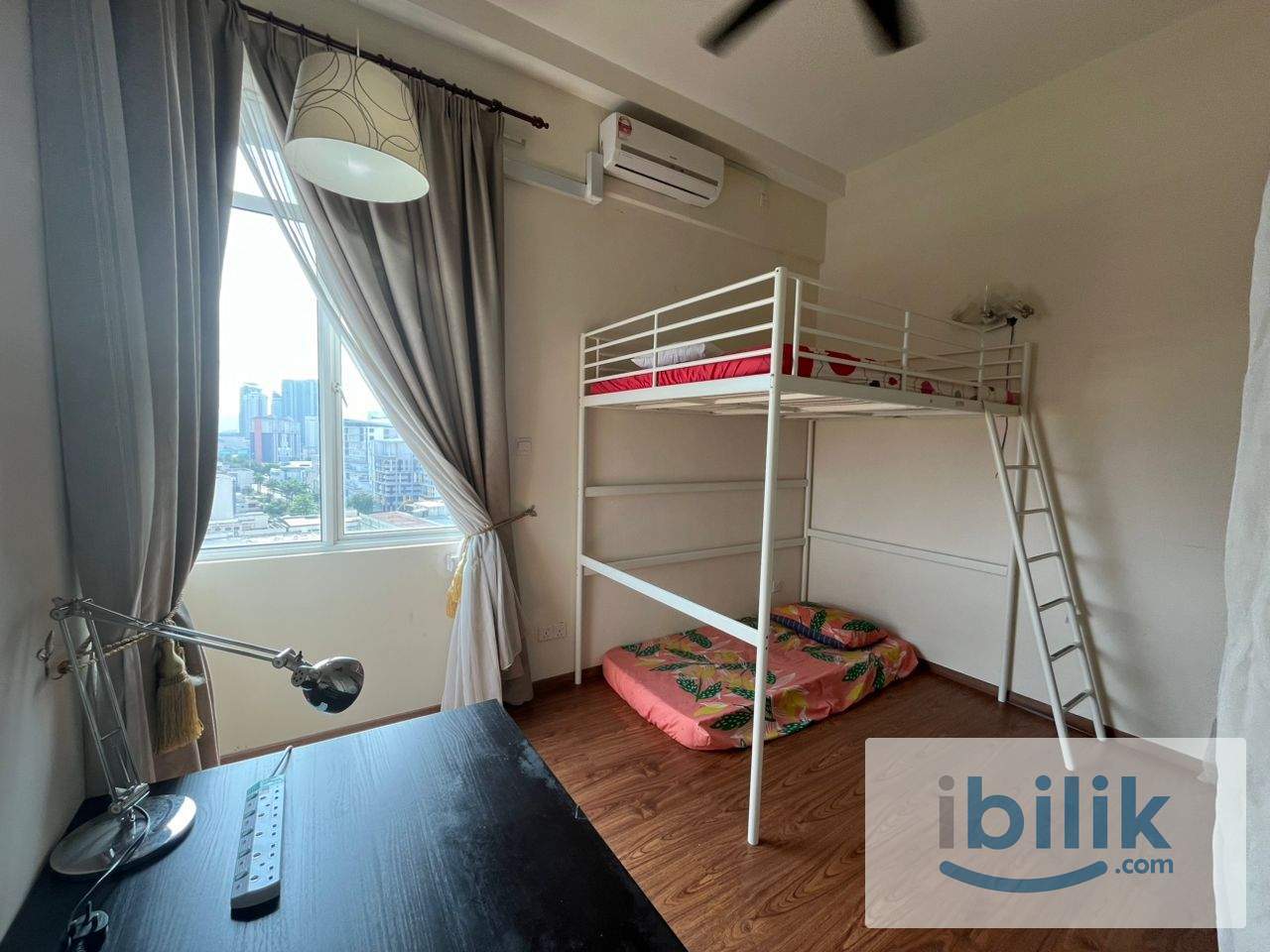 Cozy Medium Room in Vue Residences Titiwangsa Kuala Lumpur  - Image 1