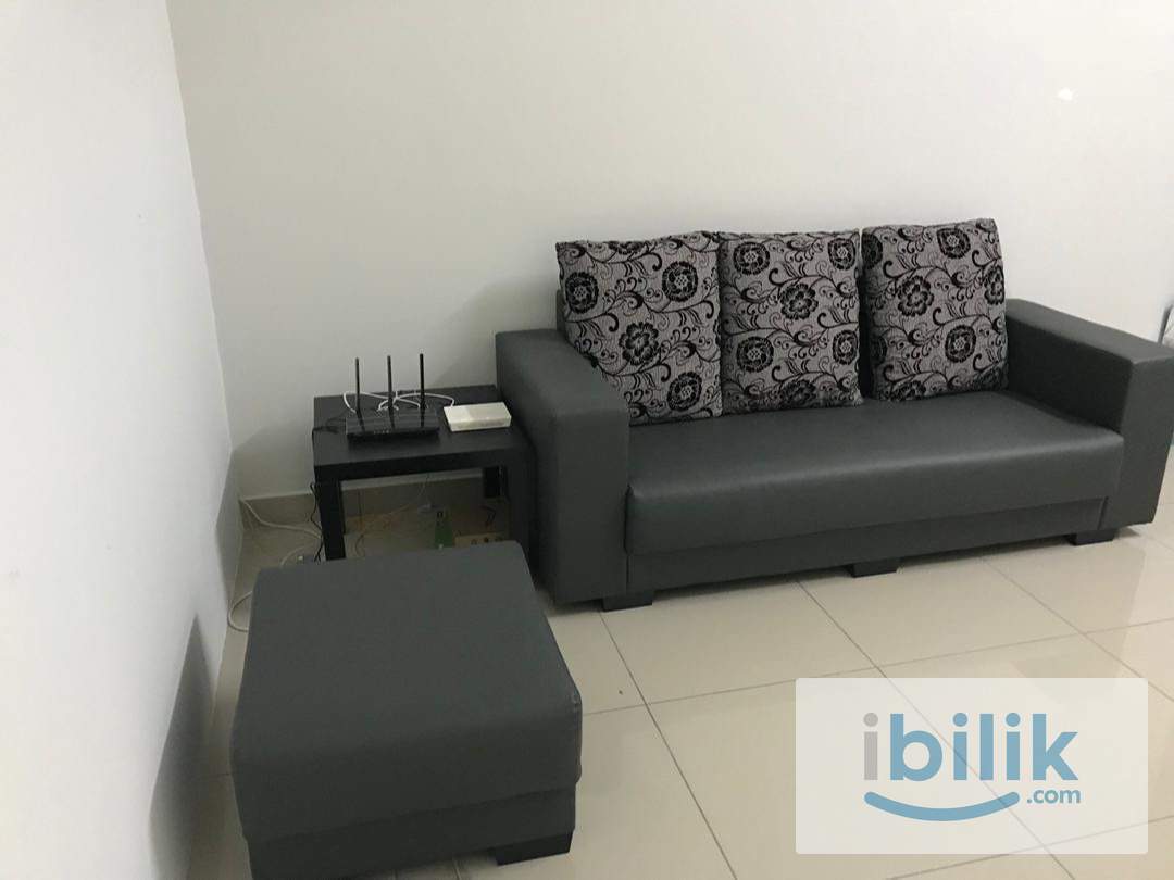 Small Room with shared bathroom at Pacific Place@Ara Damansara (Mix Gender Unit) - Image 3