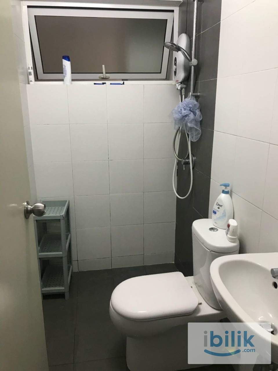 Small Room with shared bathroom at Pacific Place@Ara Damansara (Mix Gender Unit) - Image 5
