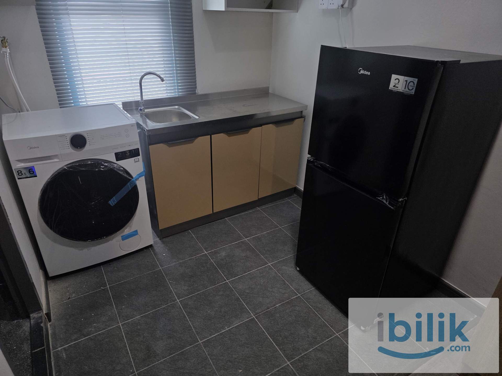 Fully Furnished Studio Room With Toilet For Rent - Image 3