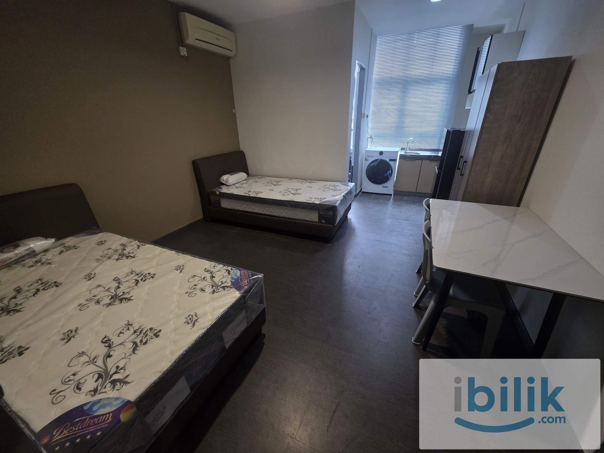 Fully Furnished Studio Room With Toilet For Rent - Image 4