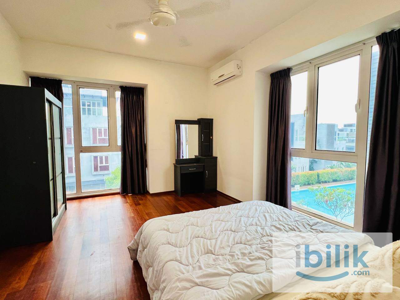 Super Cozy Master room for rent lakefrount villa near cycberjaya 15min to ioi putrajaya  - Image 3