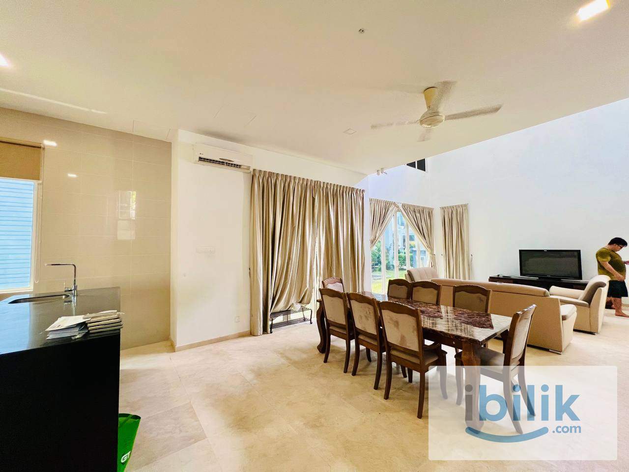 Super Cozy Master room for rent lakefrount villa near cycberjaya 15min to ioi putrajaya  - Image 8