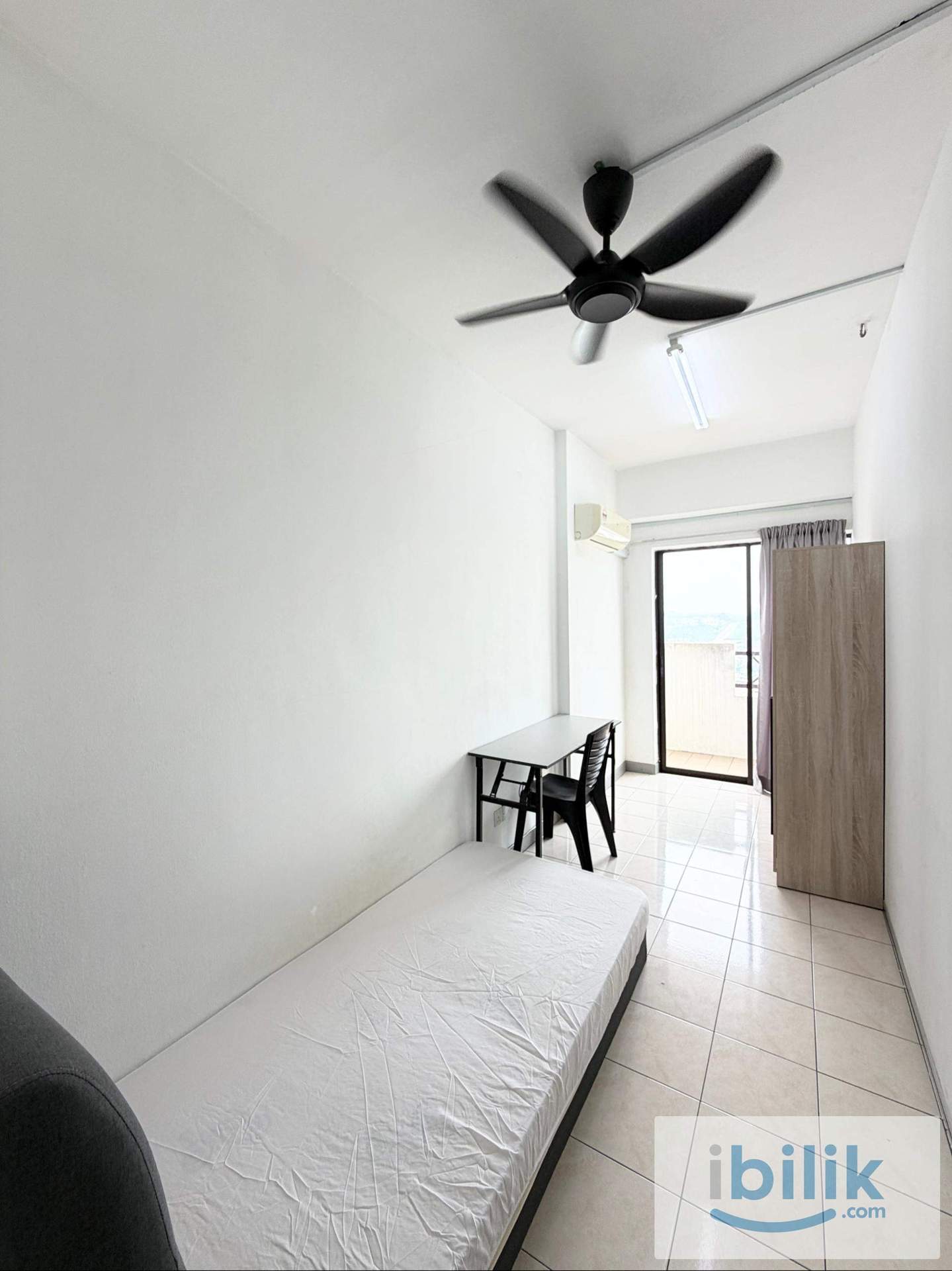 Single Room Fully Furnish Clean and Tidy - Image 2