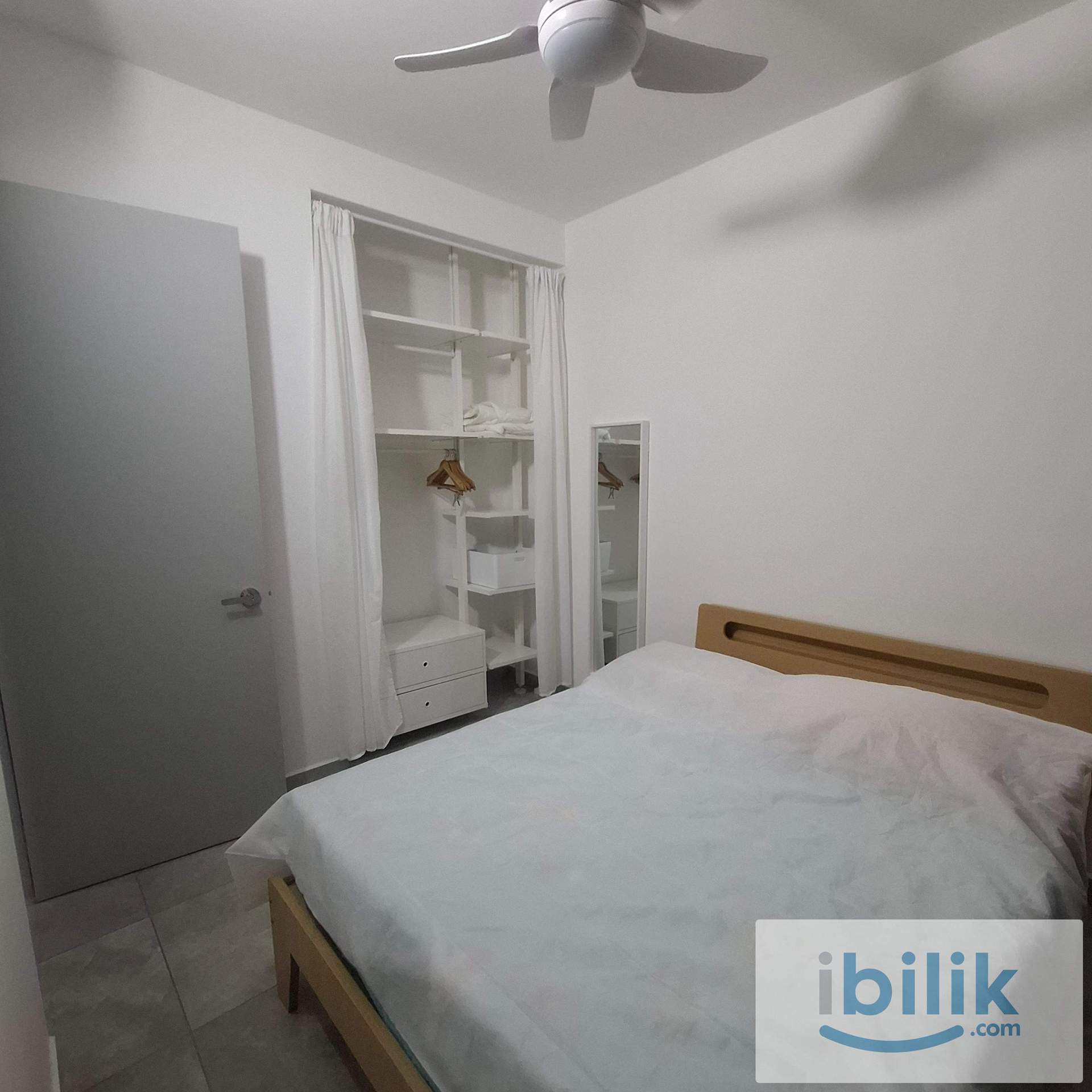 Private Room Nearby LRT - Image 1