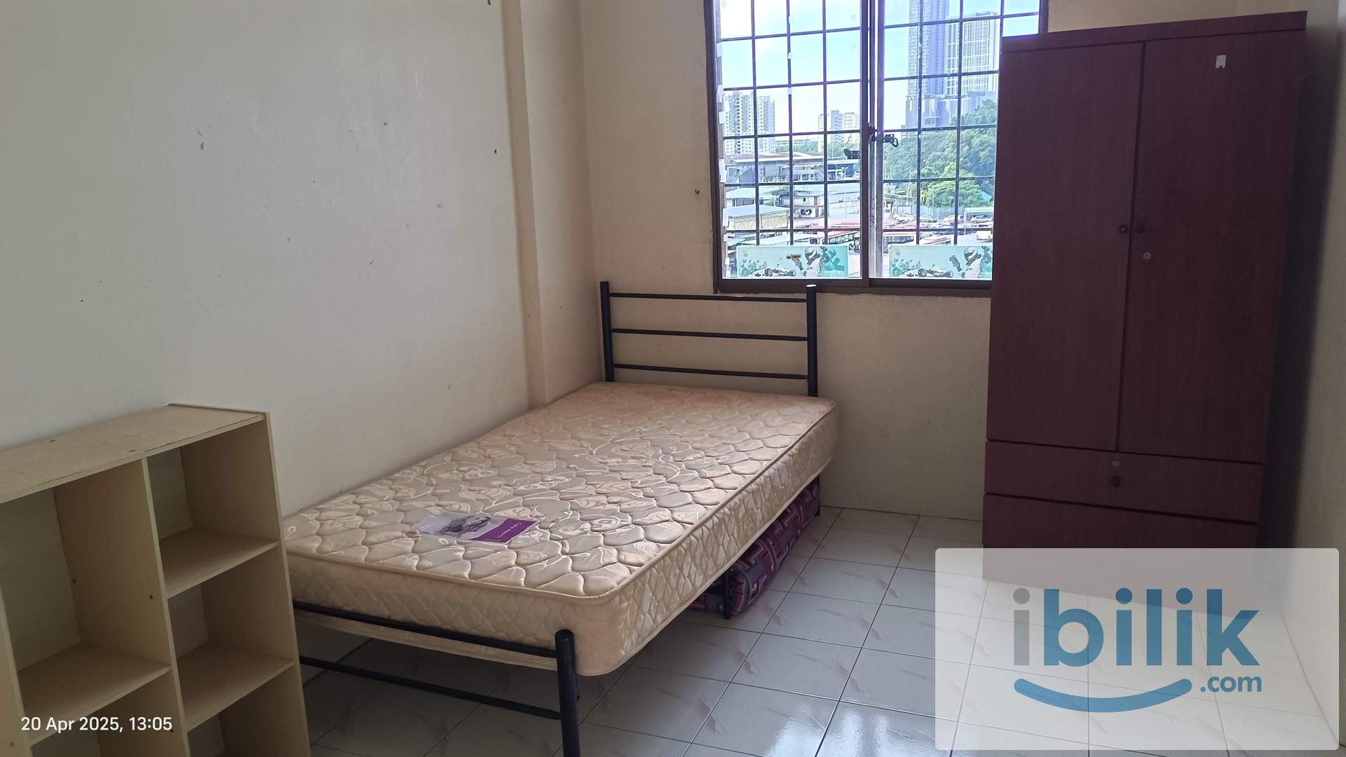 Middle room for Rent (Desa Permai Indah) - Image 9