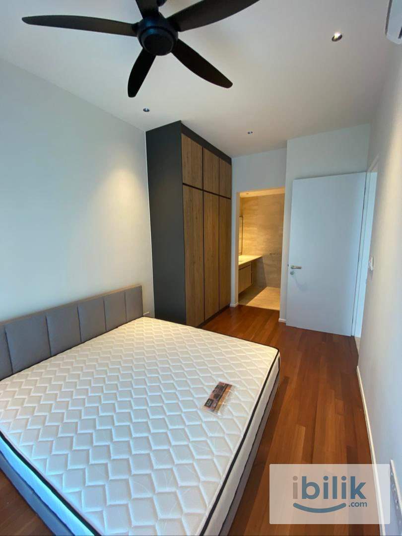 Middle Room  - Image 2