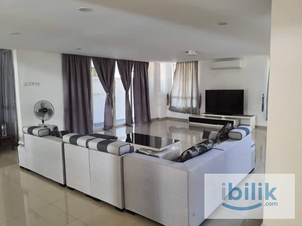 Putra Marine - Big Master Room with own attached toilet - Image 10