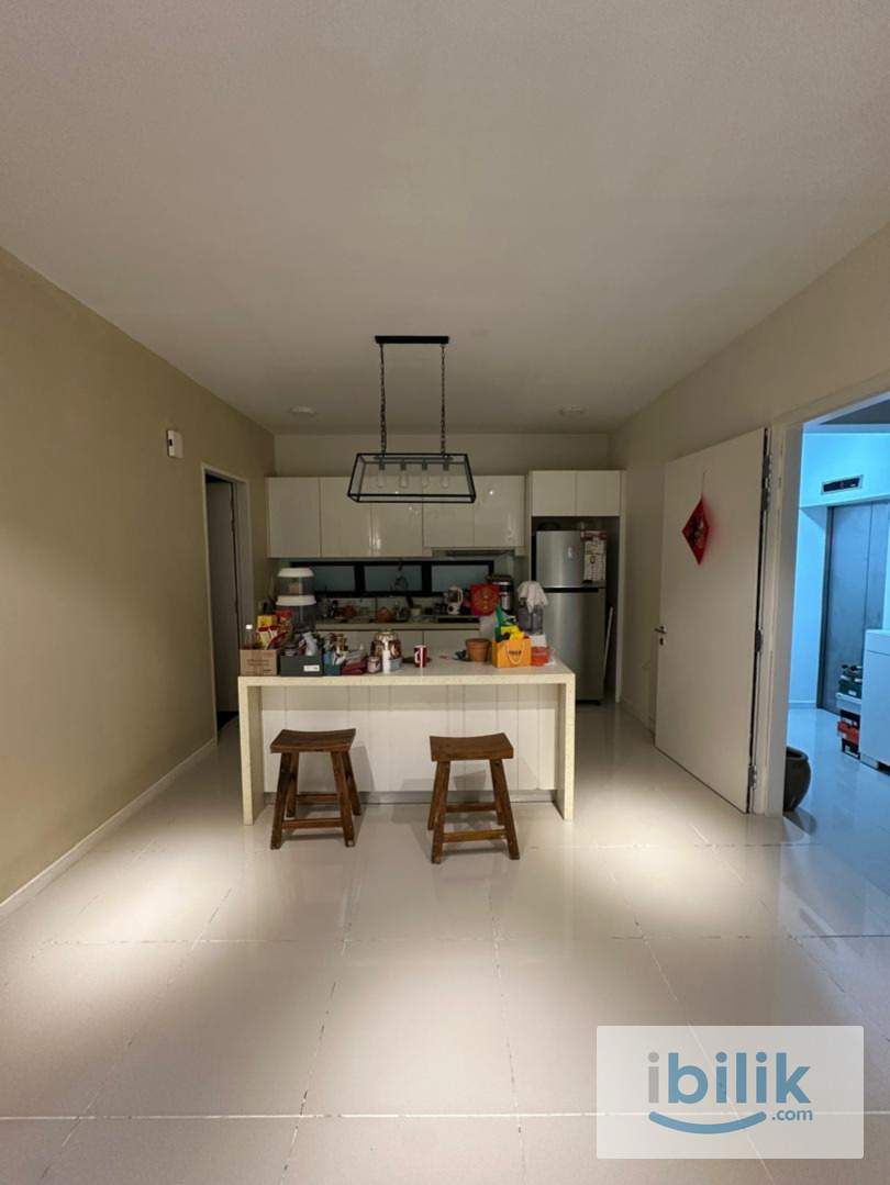 [Private Lift Unit] 3+1 bedroom condo near Taman Equine Seri Kembangan (Puchong South) - Image 5