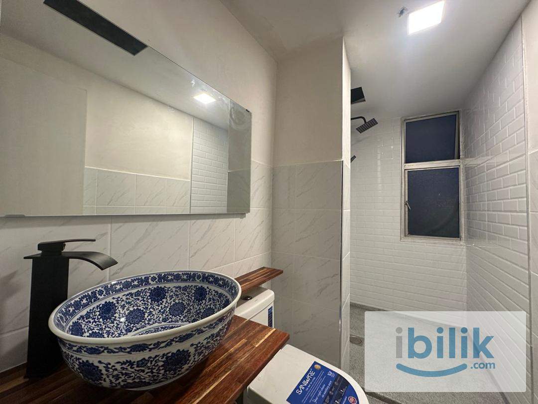 Renovated room for rental (short term) - Image 6