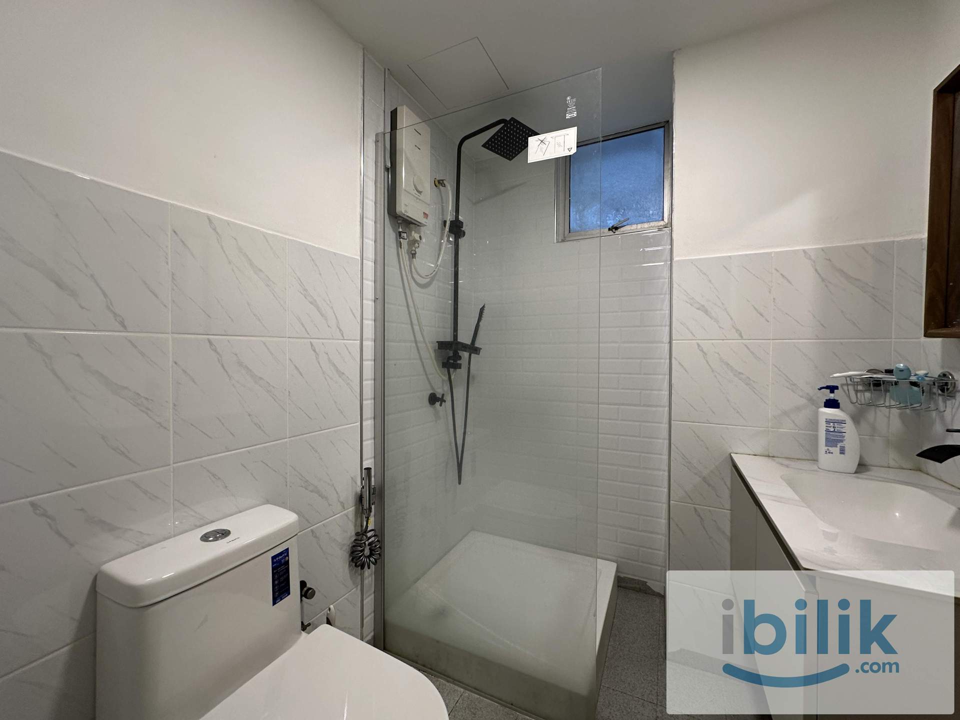 Renovated middle room unit at kelana d putera  - Image 6