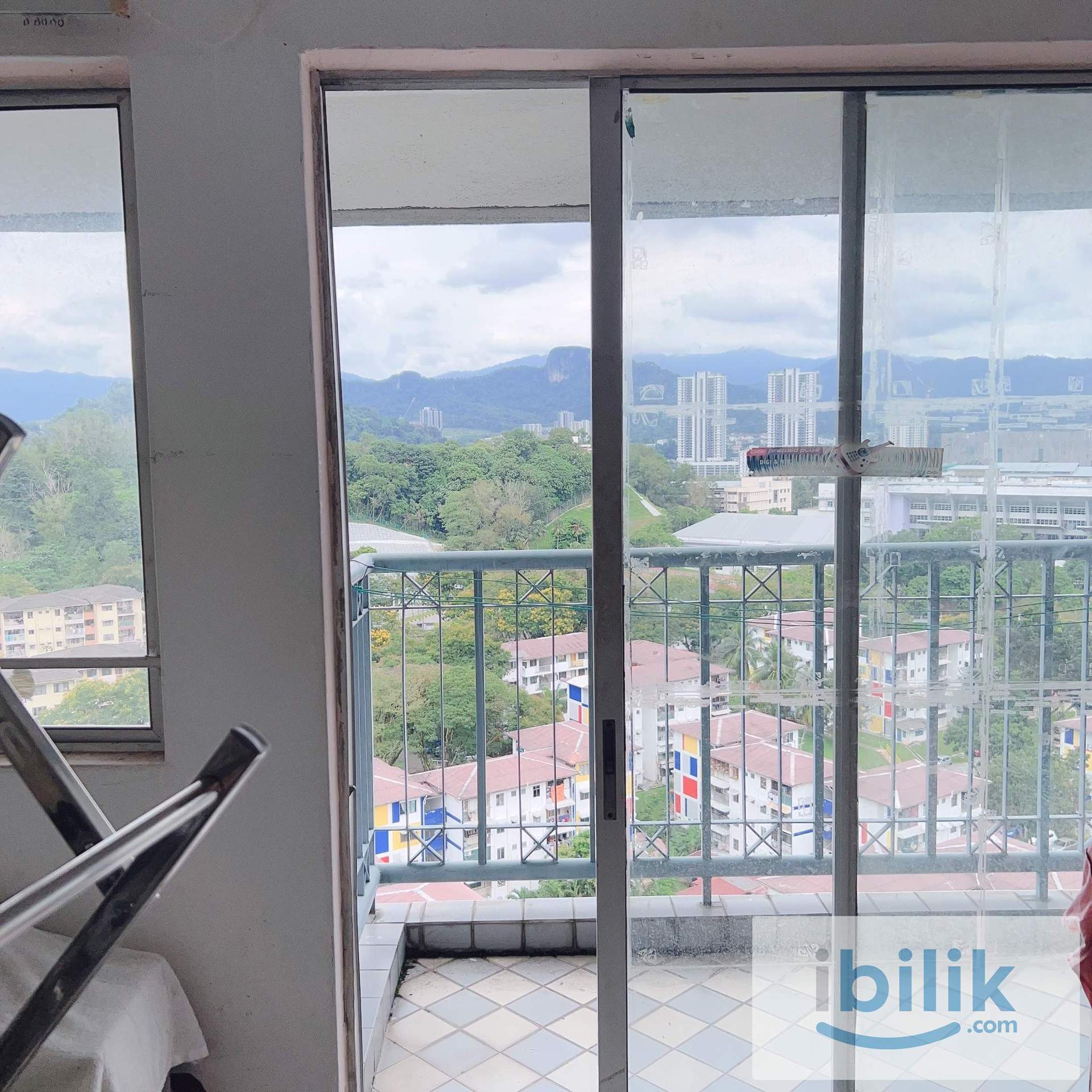 Menara alpha condo @ Wangsa maju medium room for rent (female only) RM 550 utilities included - Image 1