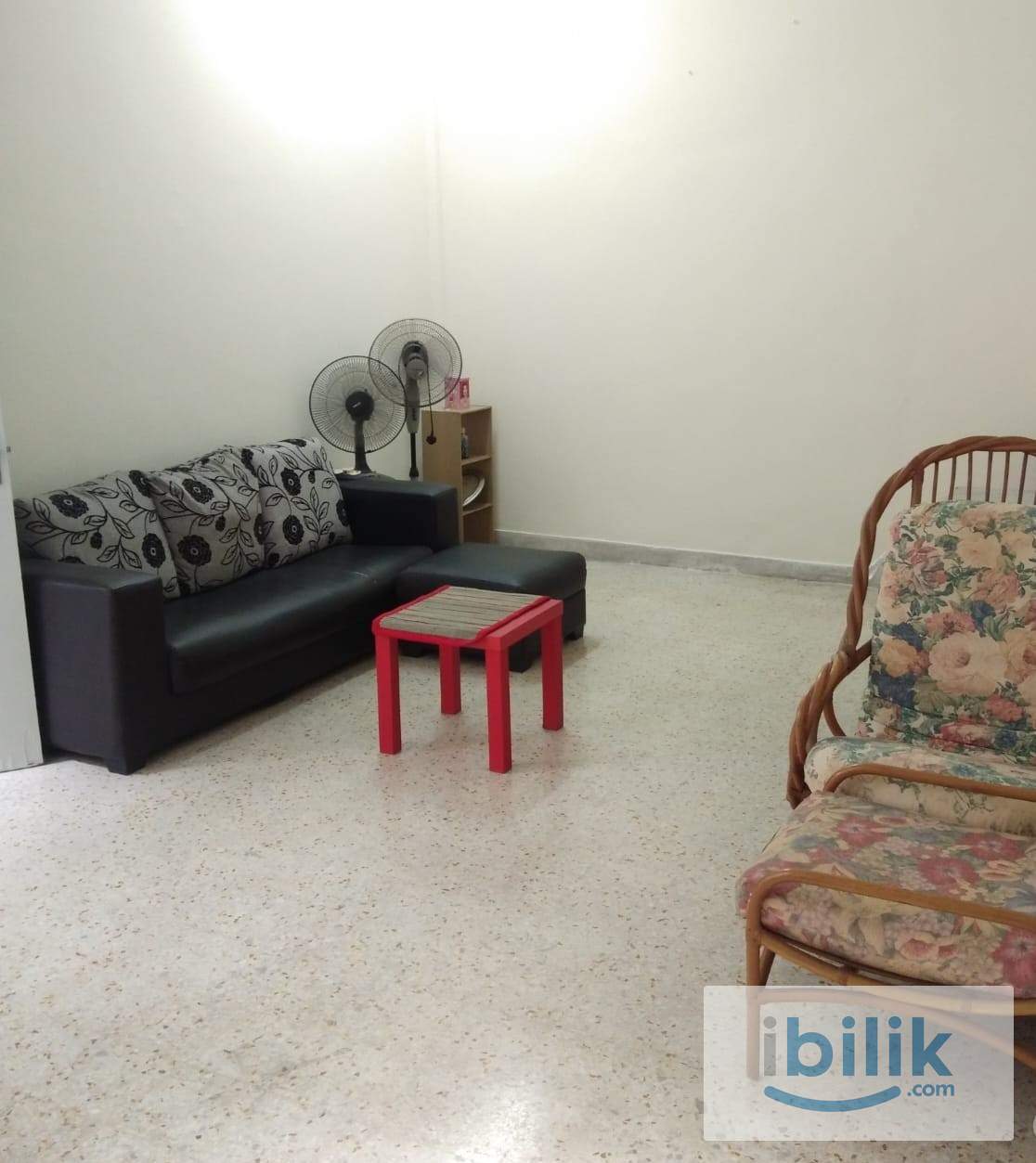 Middle Room at Brickfields, KL City Centre - Image 3
