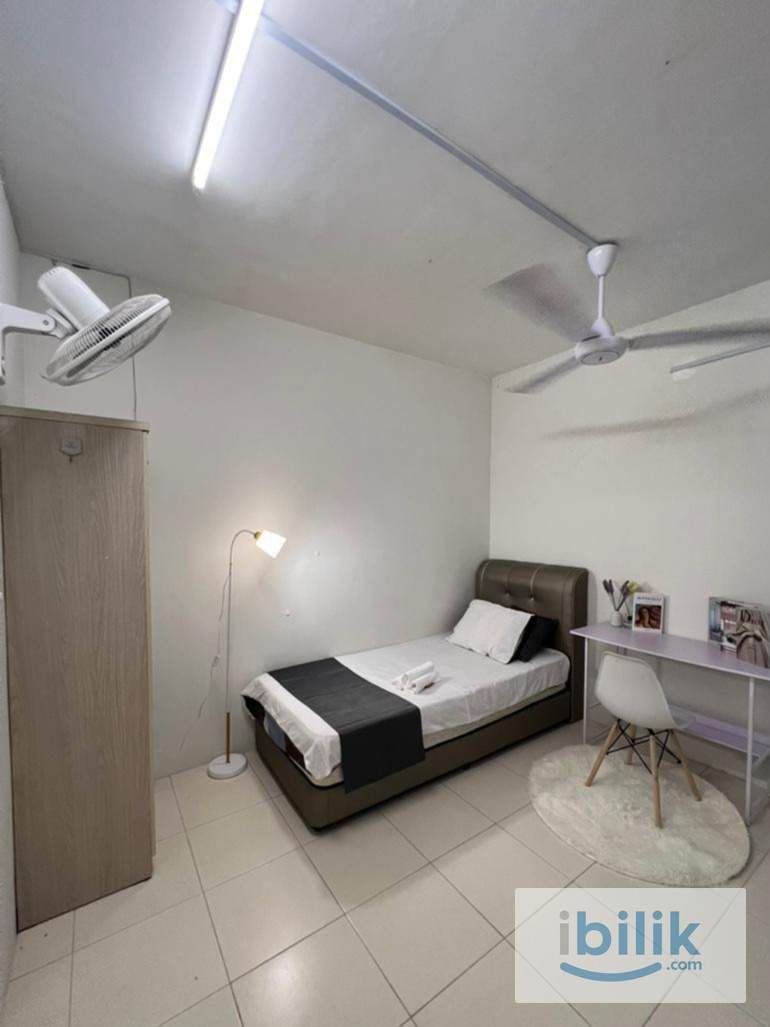 Batu Kawan Simpang Ampat Pangsapuri Suria Single Room For Rent - Image 1