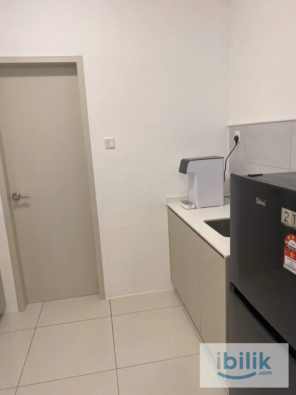 Batu kawan condominium medium room for rent - Image 3