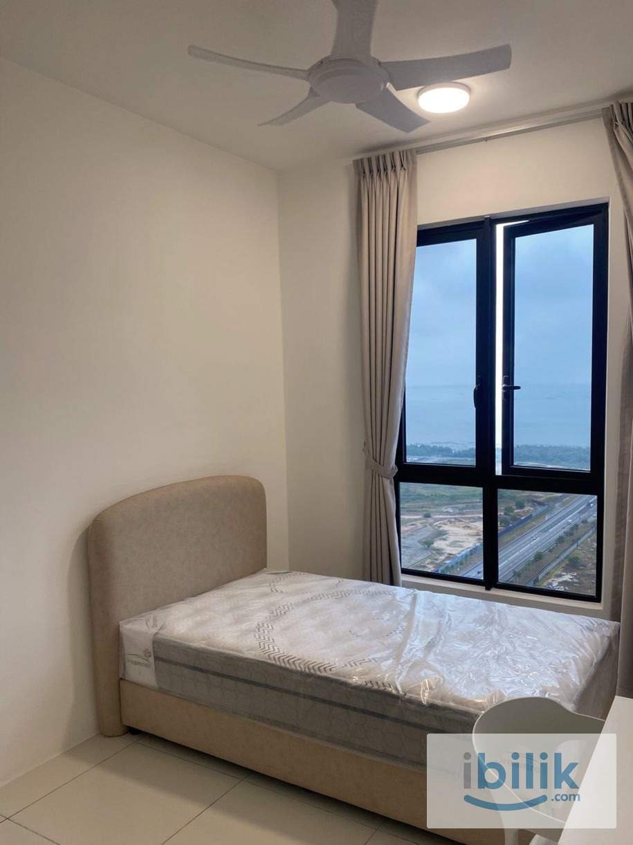 Batu kawan condominium single room for rent - Image 1