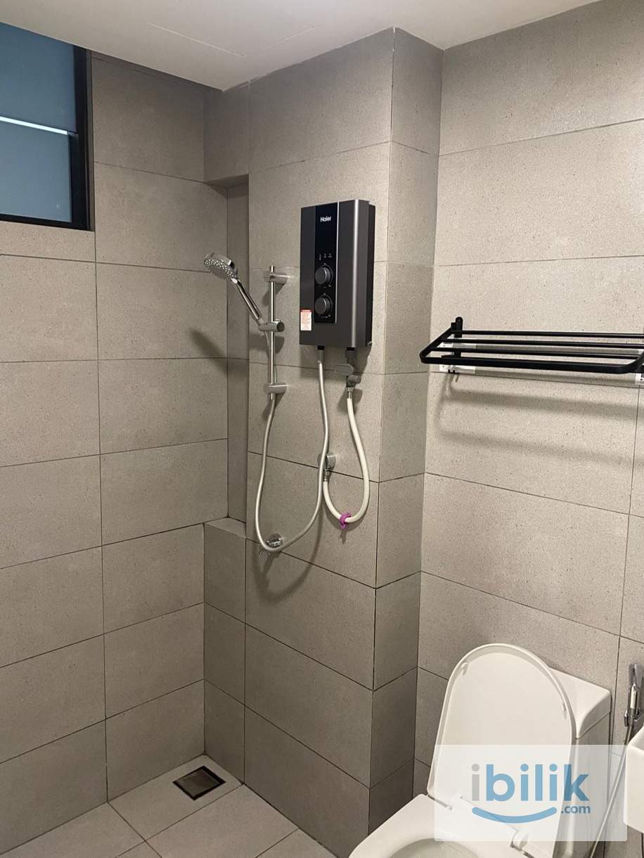 Batu kawan condominium single room for rent - Image 2