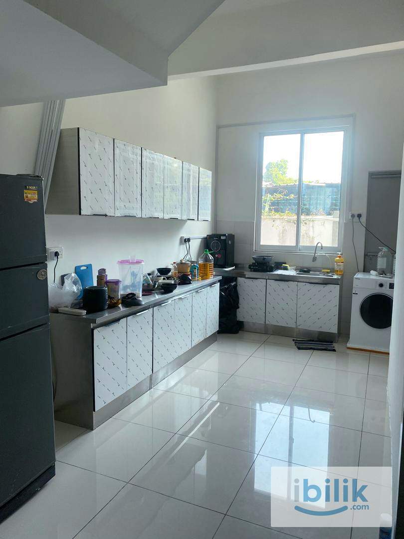 Sungai Puyu Maple Residence Single Room 6 for rent - Image 2