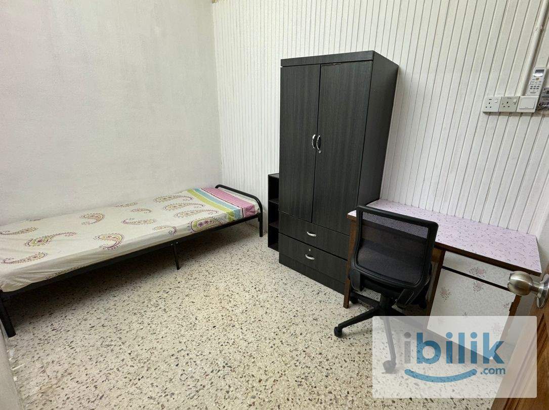Room at Taman Cendana, Juru - Image 4