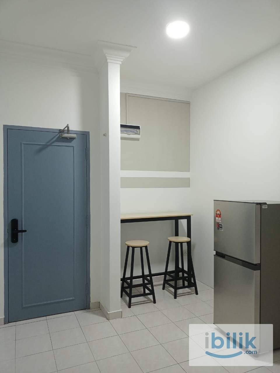 Single Room For Rent - Image 3