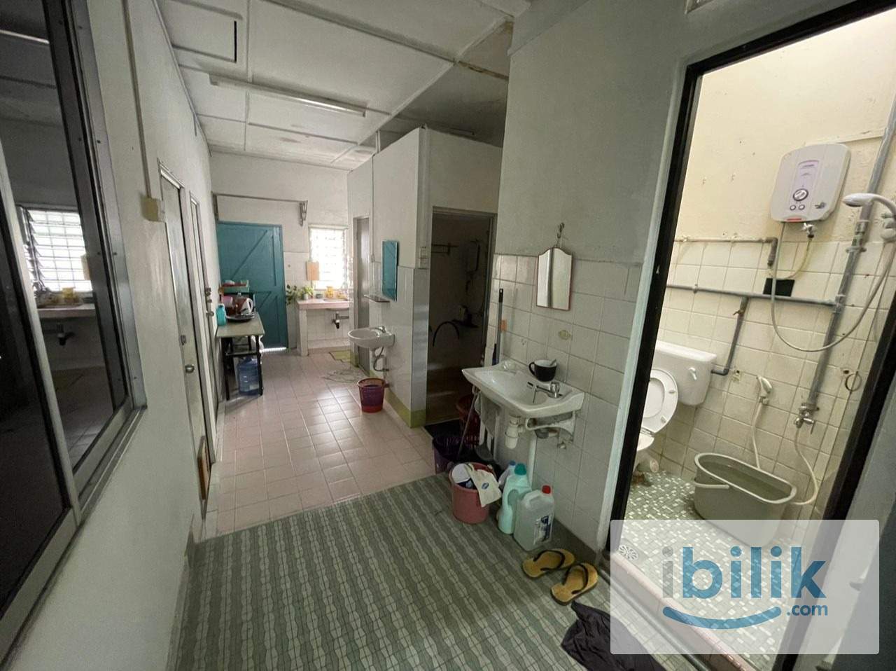 Large Room for TWO at Section 17 - Image 2