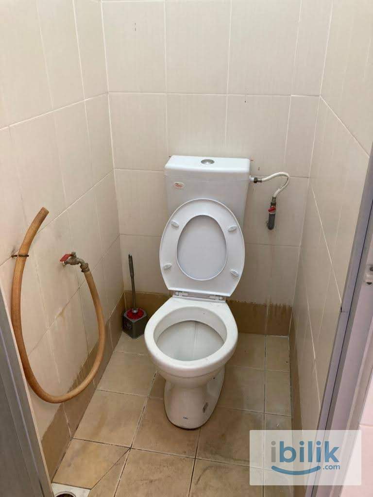 Large Room for TWO at Section 17 - Image 6