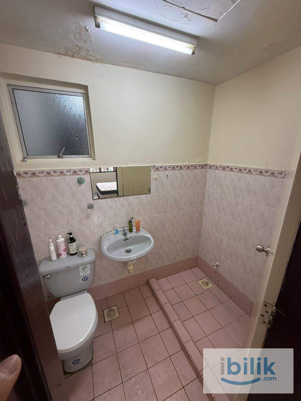 Medium Room, Fully Furnished, Female Unit - Image 6