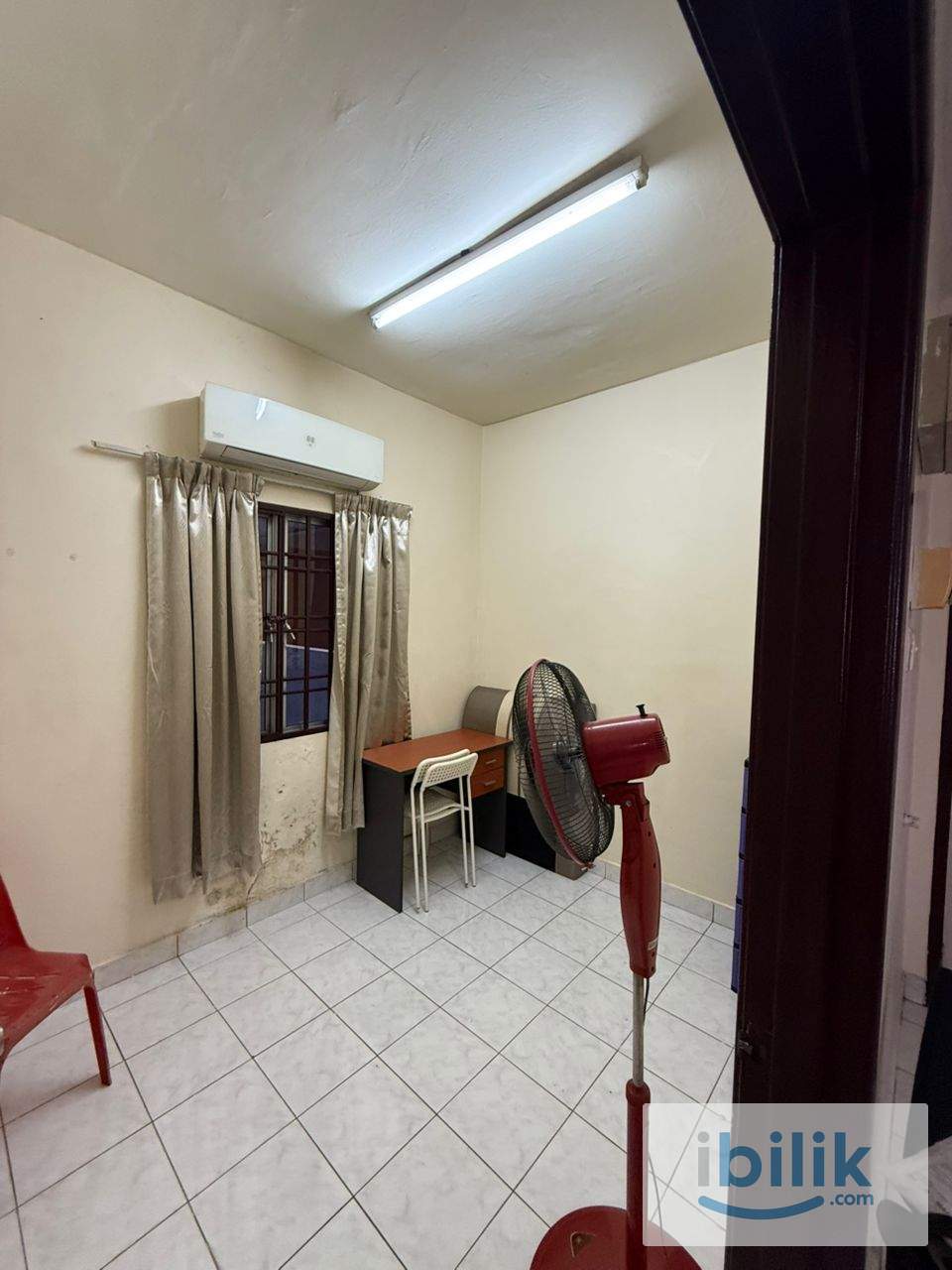 Small Room, Pelangi Damansara, Cheaper Price, Female Unit - Image 1