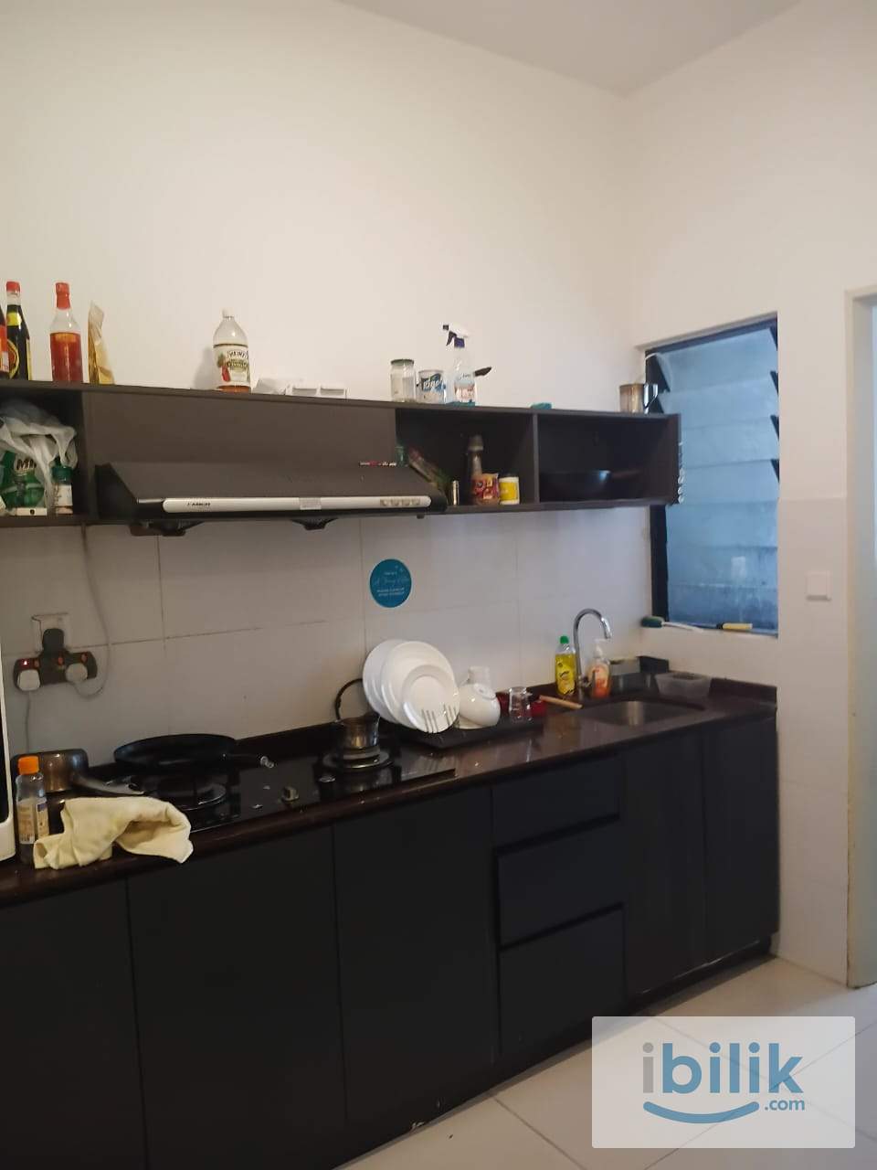 5 Mins Walk to LRT Sri Rampai – Master Room w/ Private bathroom - Image 3