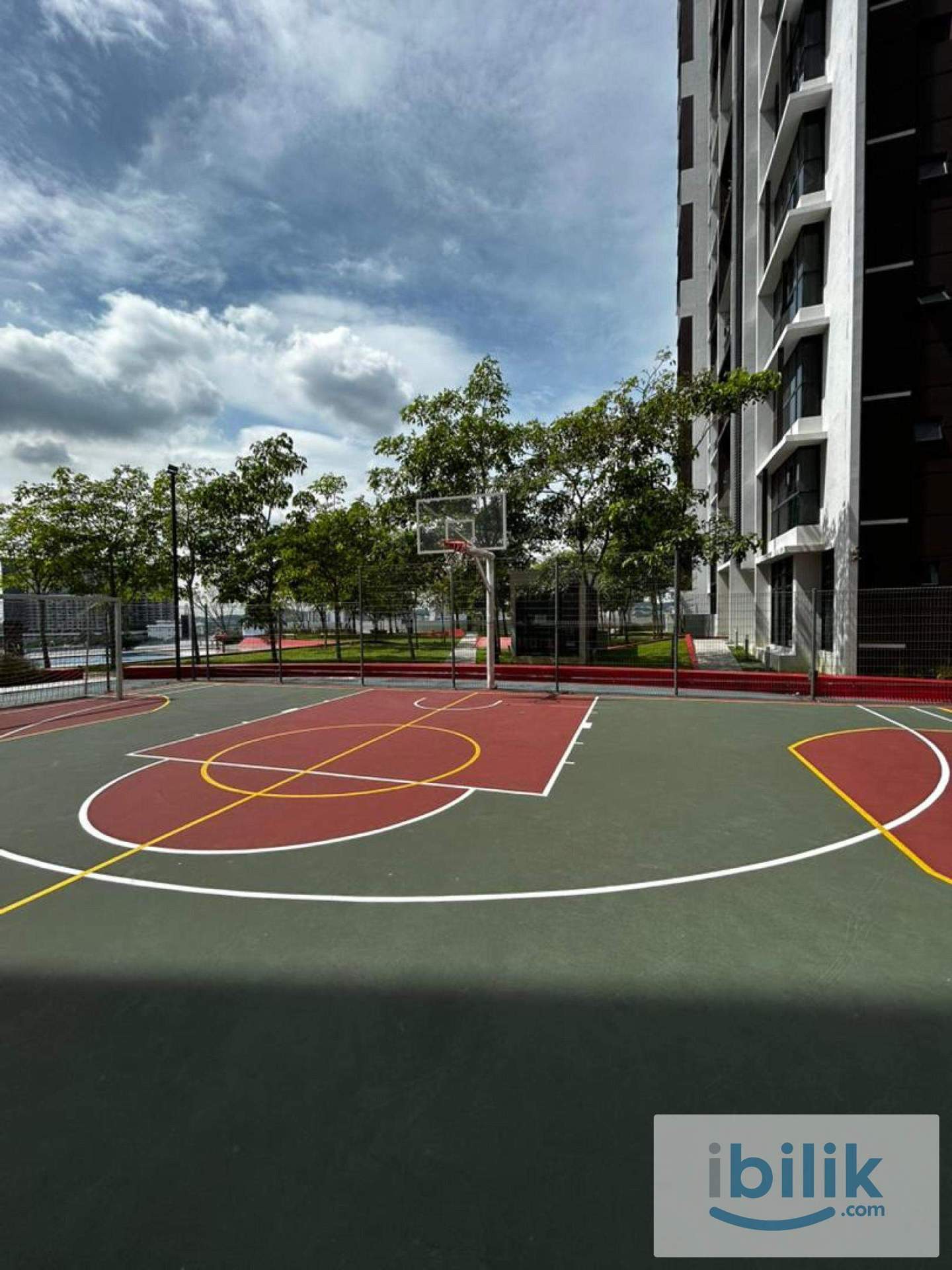 Fully Furnished Middle Room for Rent at Astetica Residences, Seri Kembangan - Image 4