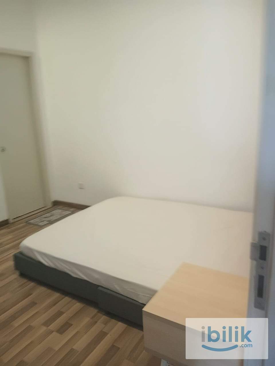 Fully Furnished Queen Bed Ensuite for Rent at Riverville, Jalan Klang Lama - Image 4