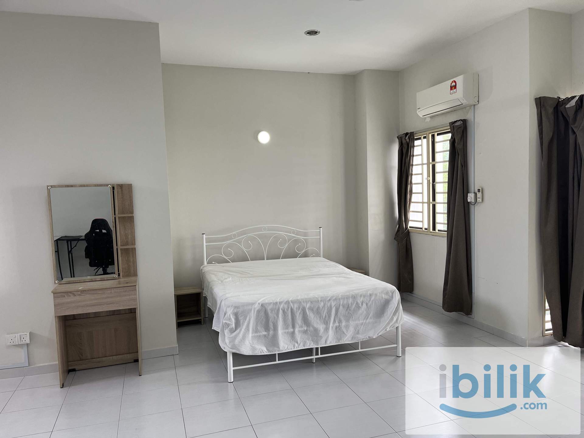 Large Balcony Room at Setia Pearl Island,Bayan Lepas  - Image 1
