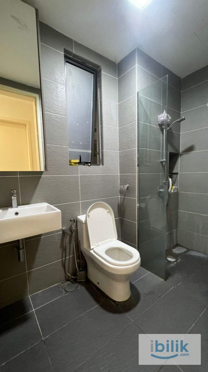 Petal Residences Small Room for Rent @ OKR - Image 2