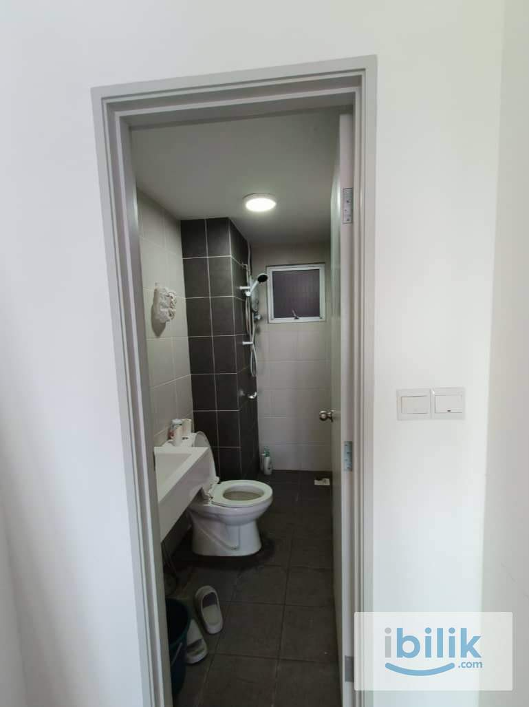 Vista Wirajaya 2 / PV 9 Room for Rent - Image 3