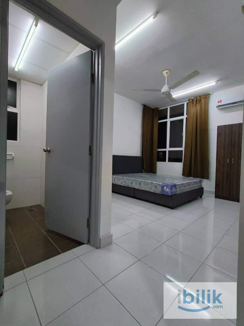 M3 Residency Female Muslim Unit Master Room LRT Melati - Image 1