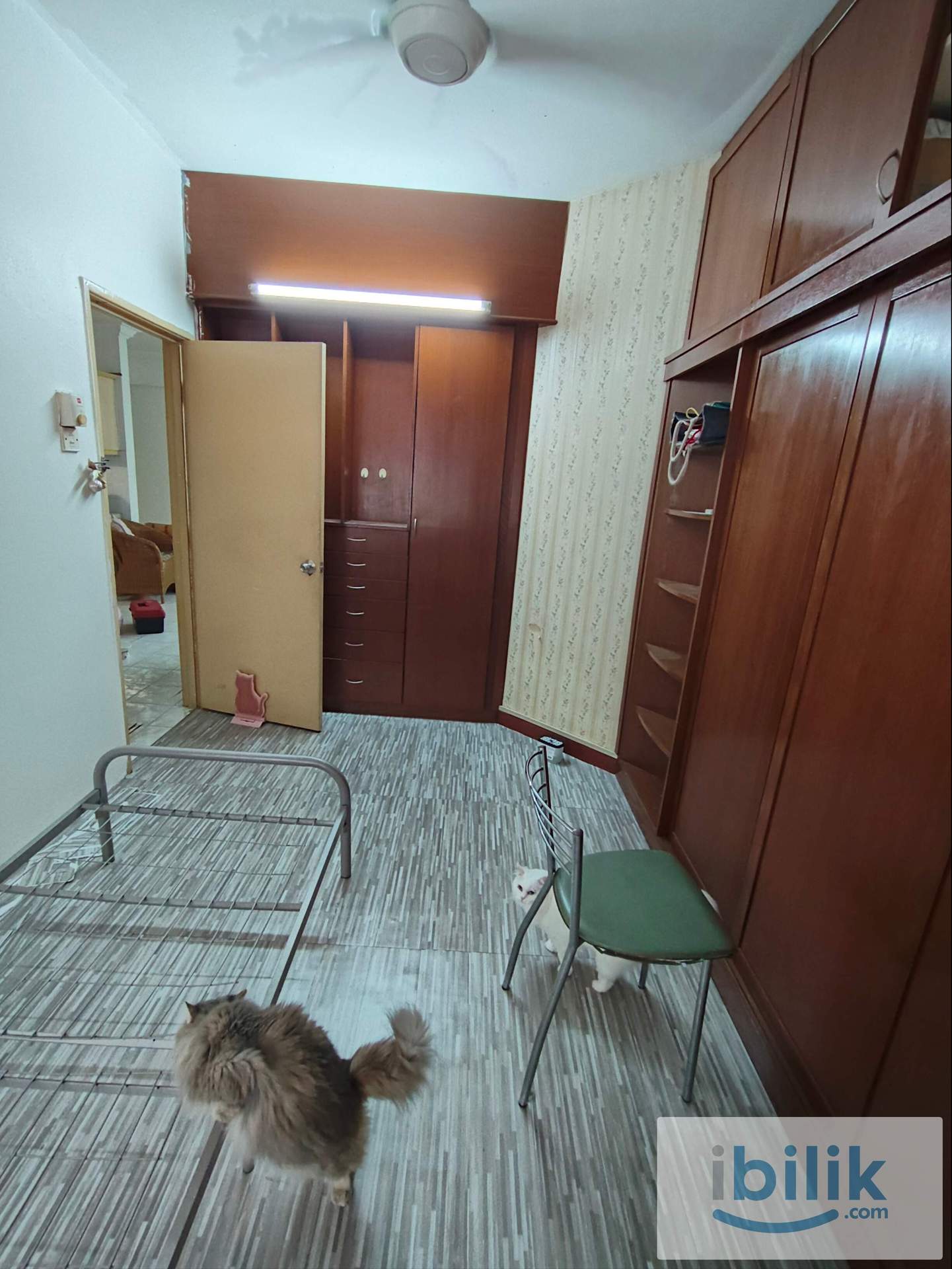 Kelana dputera condominium middle room for rent - Image 3