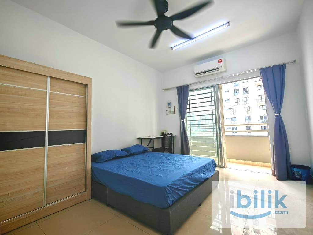 FREE 1 MONTH - Female Medium Balcony Room Kinrara Mas Near LRT BK5, Pavilion, Giant, Bukit Jalil, Puchong - Image 1