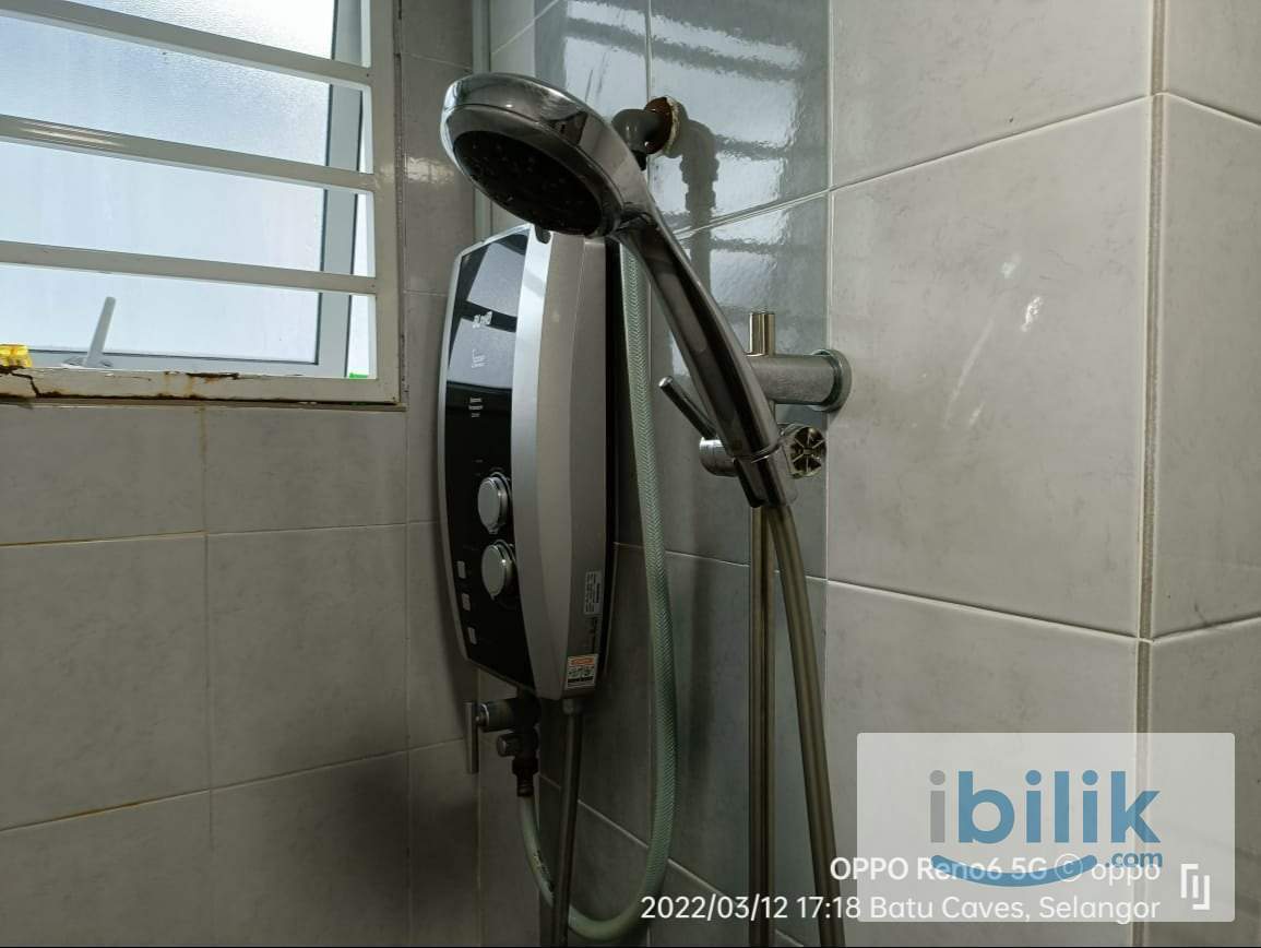 Master bedroom with attached toilet - Image 4