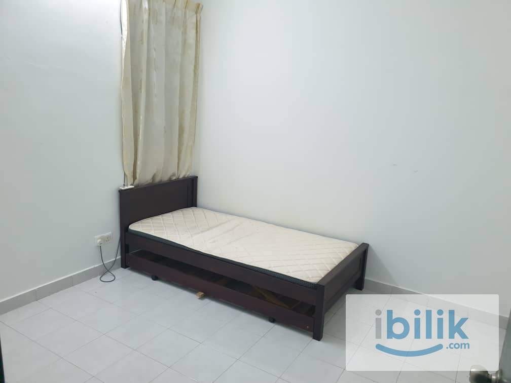 Middle room for rent - Image 3