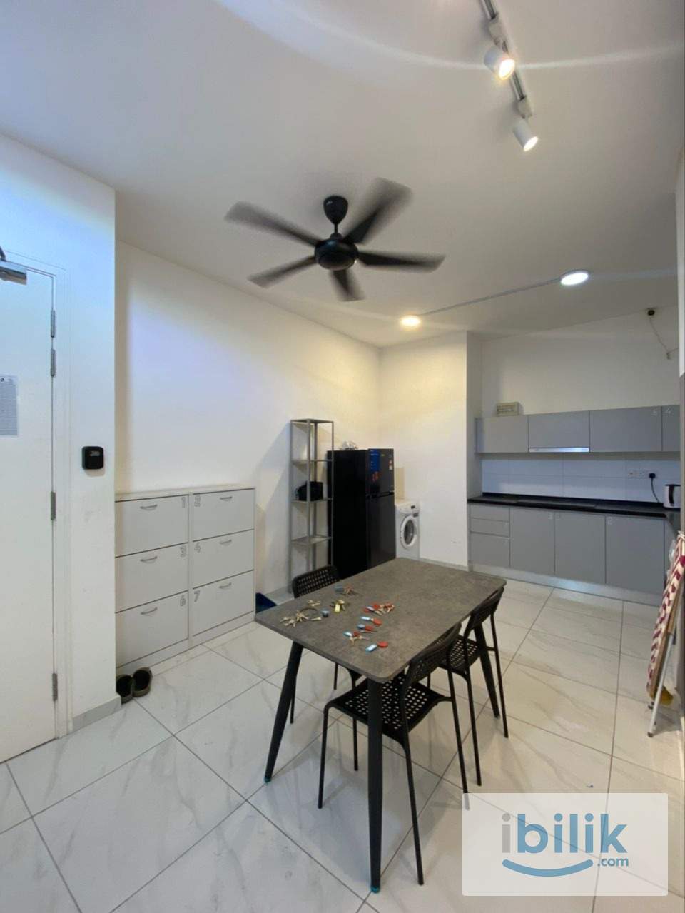  Female Only Master Room | Equine Residence - Image 6