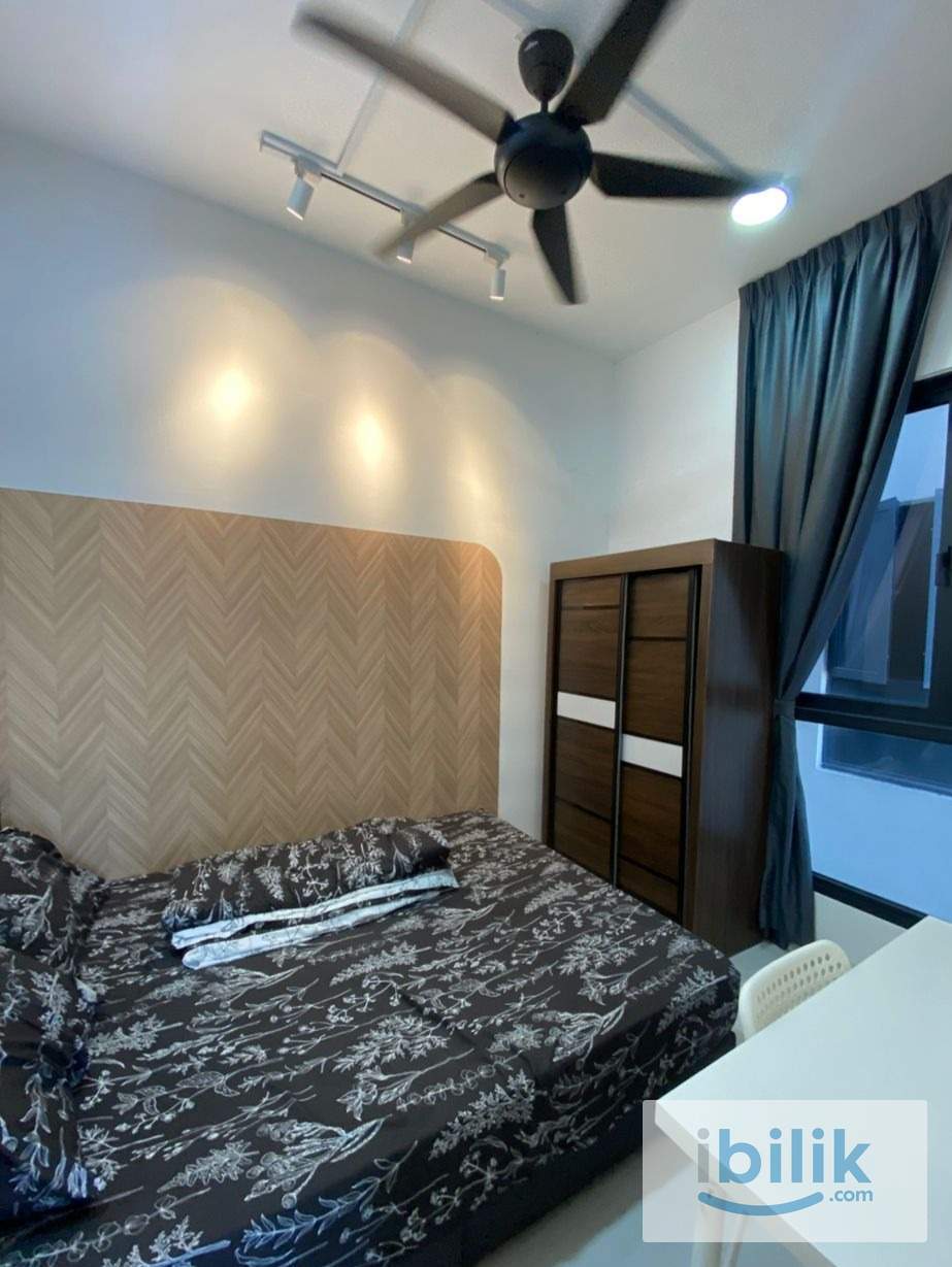 Female Only Medium Room | Equine Residence - Image 1