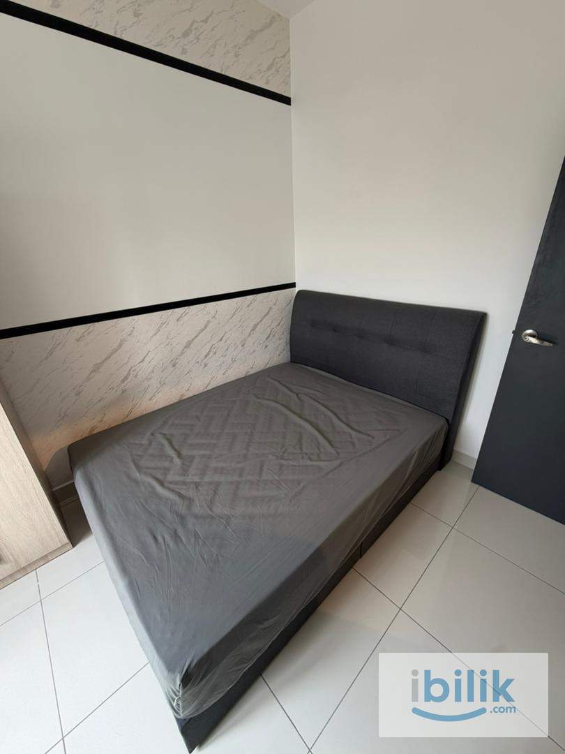  Edusentral Medium Room for Rent  - Image 1