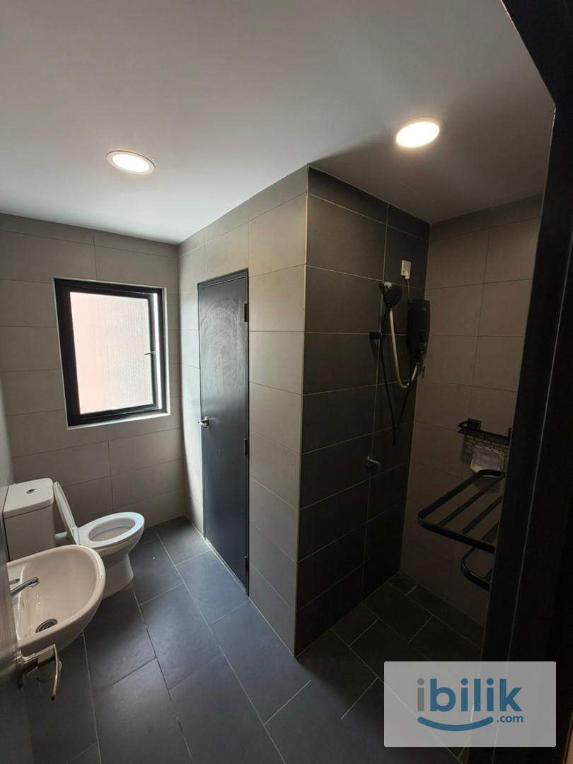  Edusentral Medium Room for Rent  - Image 6