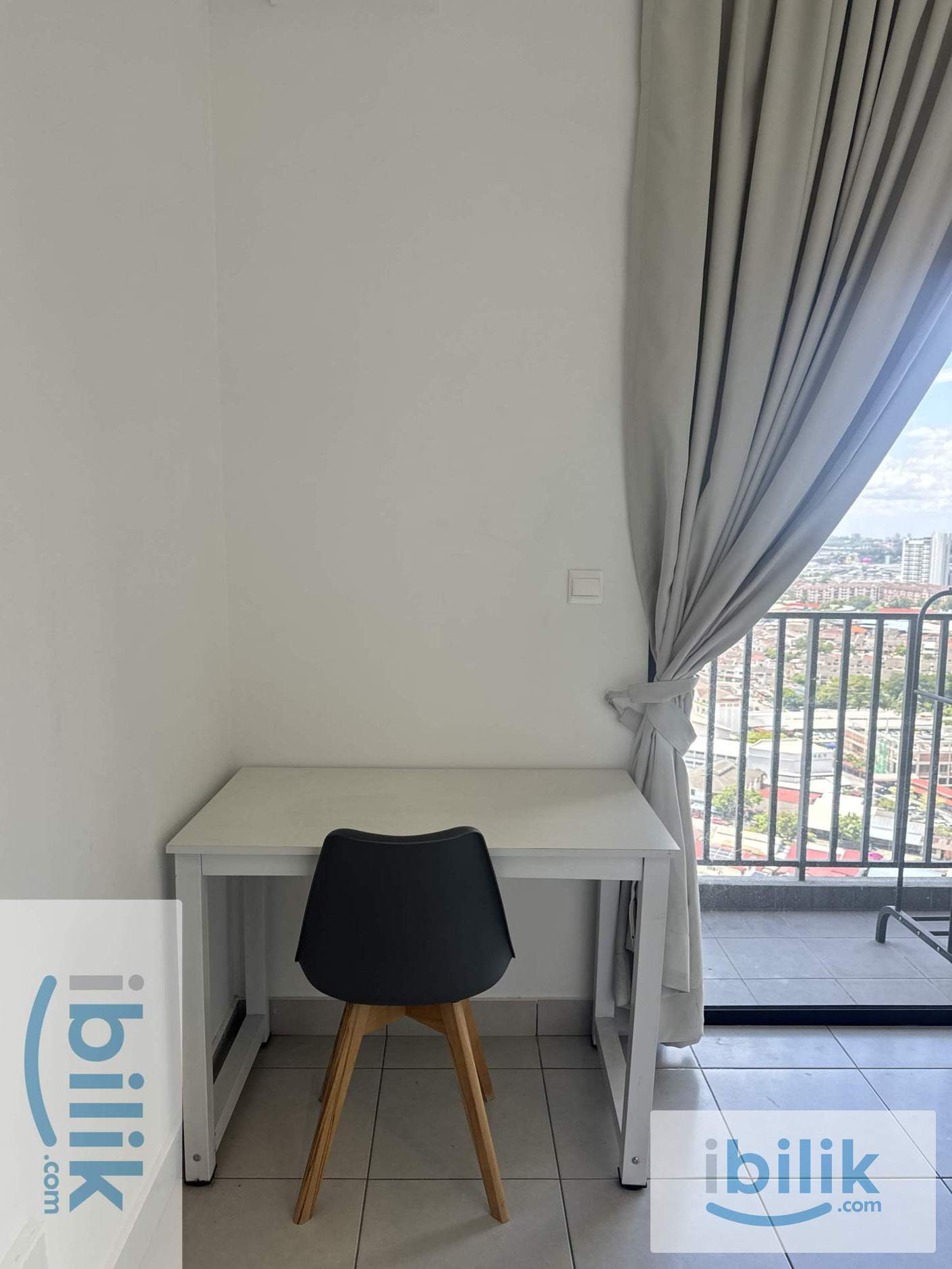 Meta City Seri Kembangan | Medium Room for Rent | RM800/month - Image 2