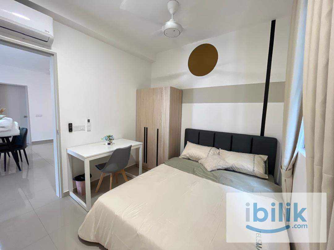 Huni Residence Setia Alam – Medium Room for Rent | RM700 - Image 2
