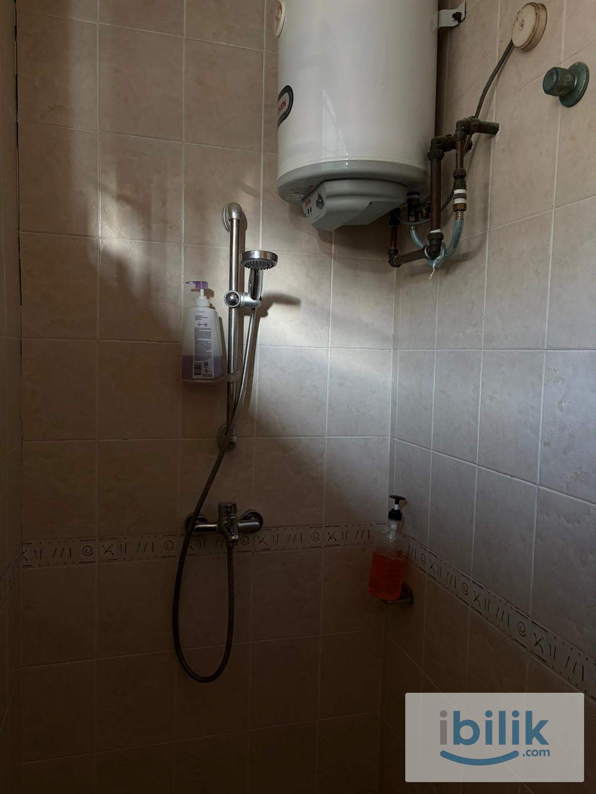 Value for Money Middle Room at BU6, Bandar Utama - Image 3