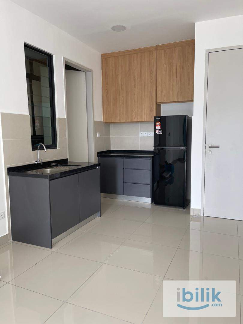 Middle Room For Rent (With Aircond/Light Cooking/Washing Machine) - Image 3