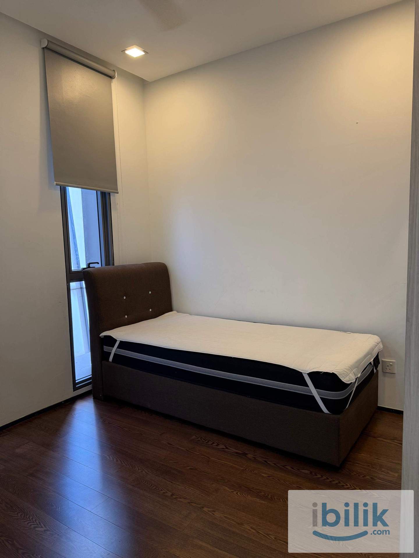 Middle Room  - Image 1